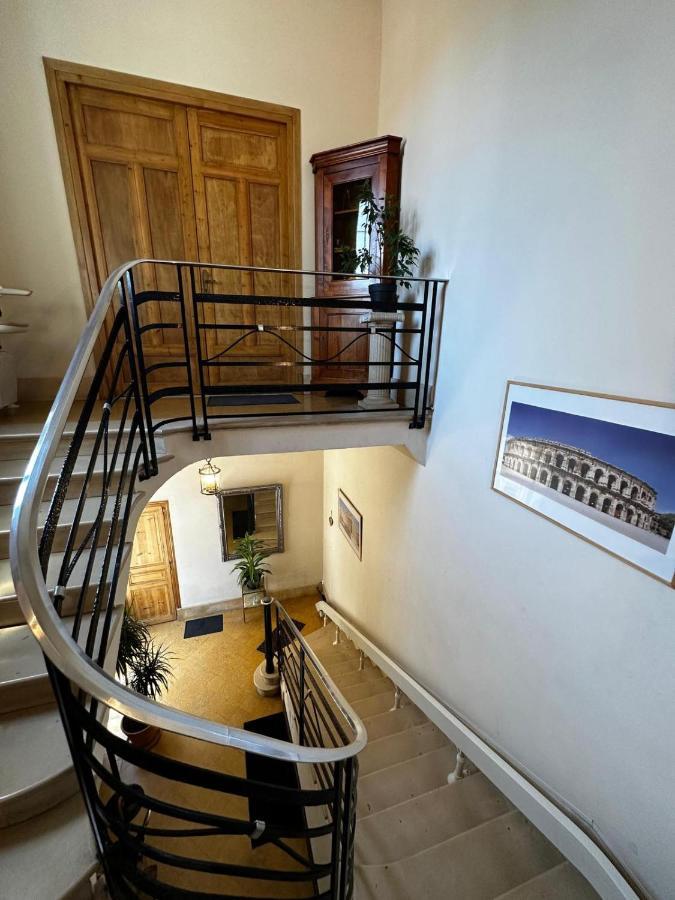 Appartement 4 A 8 Personnes, Spacieux De Standing Classe 4 Etoiles Νιμ Εξωτερικό φωτογραφία